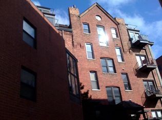 2216 N Geneva Ter APT 3NW, Chicago, IL 60614