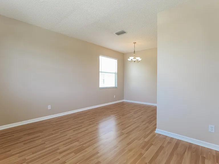 18233 Brookpark Dr — Photo 3