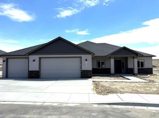 1025 Andes, West Richland, WA 99353