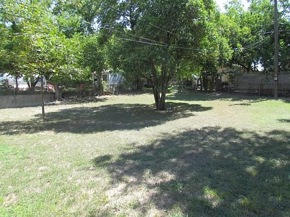 5th image of 4619 Englewood Dr