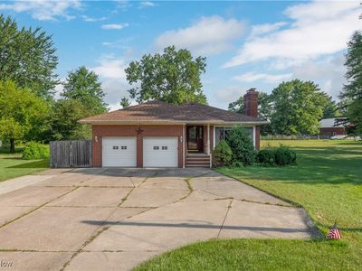 24200 Mastick Rd, North Olmsted, OH, 44070