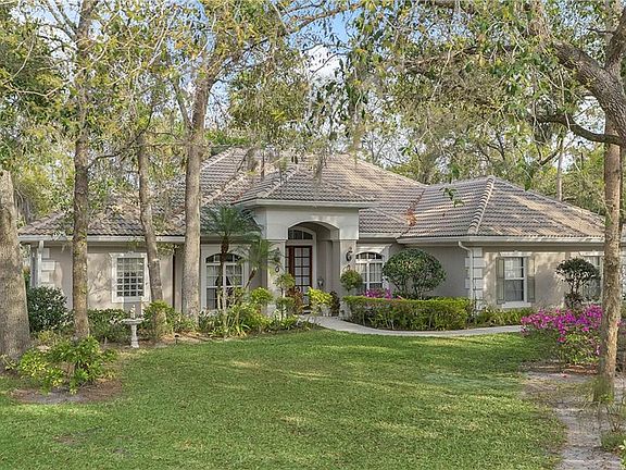 3rd image of 4889 Shoreline Cir