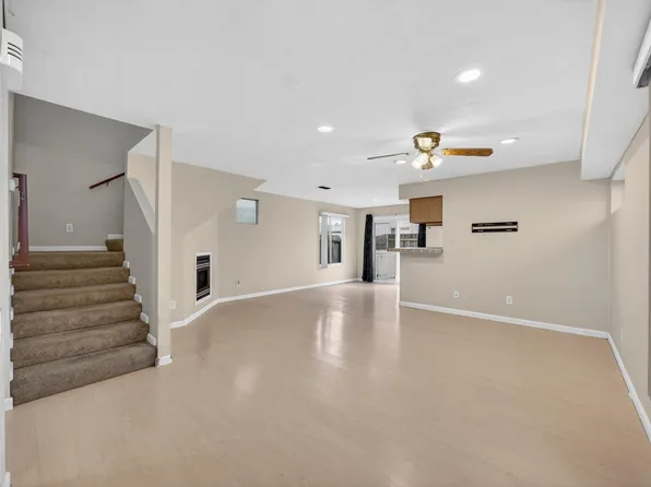 525 Samuel Way, Sacramento, CA 95838