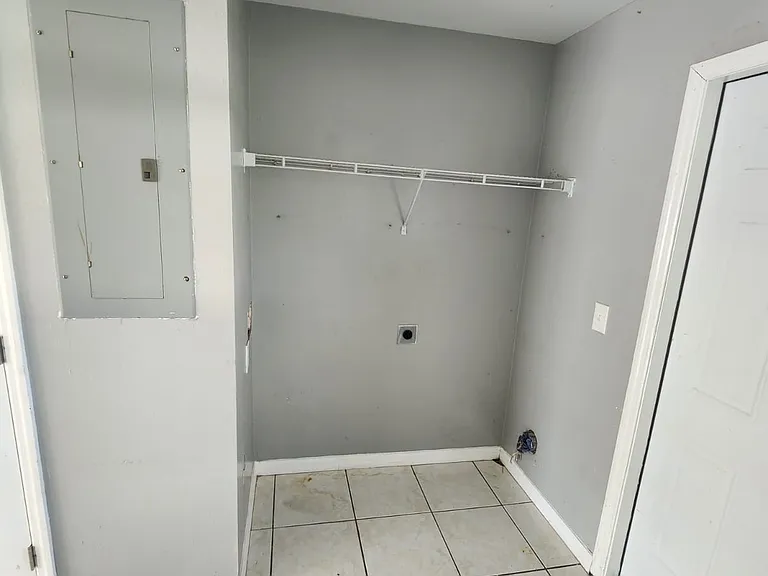 135 Gordon Ave S #135 — Photo 5