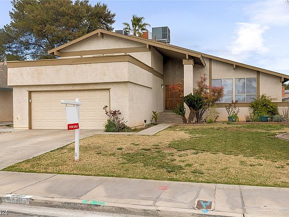 2nd image of 6810 Groveview Ln