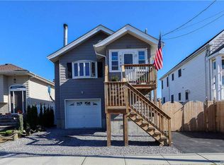 709 Farmers Ave, Bellmore, NY 11710