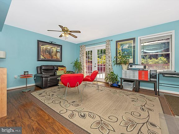 4th image of 6633 E Beach Dr