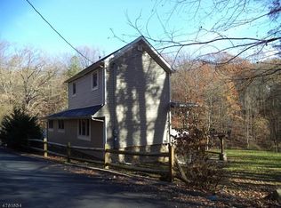 607 Cokesbury Rd, High Bridge, NJ 08829