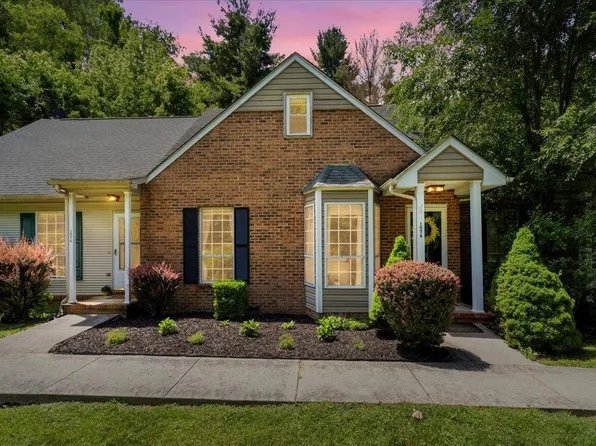 107 Lovely Mount Dr APT B, Radford, VA 24141