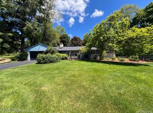 33200 Raphael Rd, Farmington Hills, MI 48336