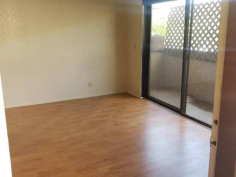10220 Tujunga Canyon Blvd #305 — Photo 7