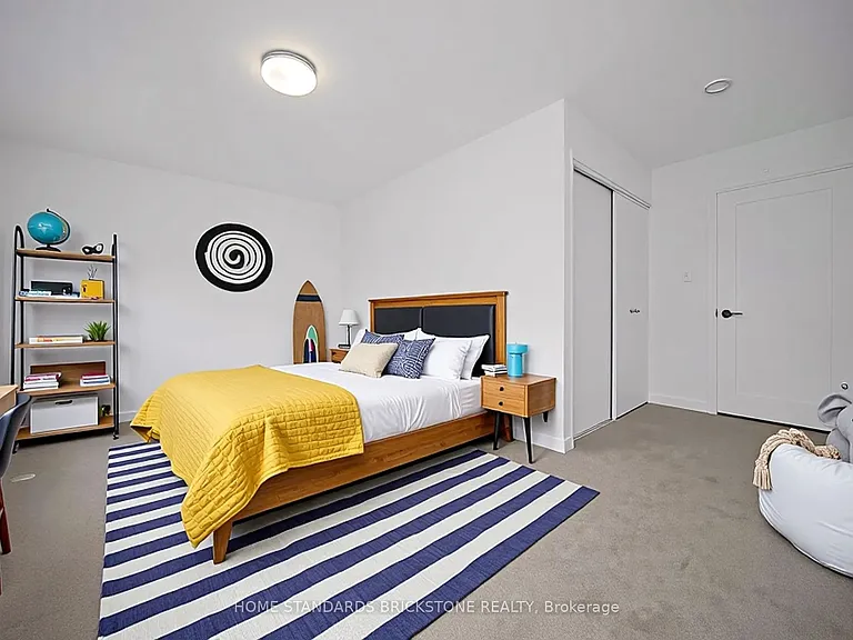 22 Chesley St — Photo 33