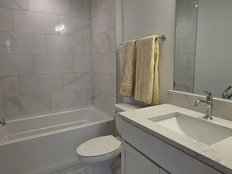 2511 N Grady Ave #6 — Photo 26