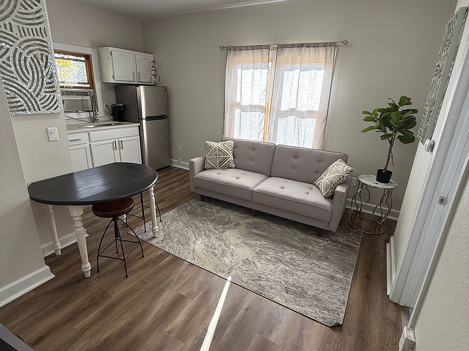 1st image of 511 Franklin Ave APT 3