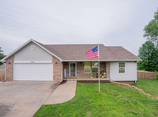 1001 E Fremont Dr, Stockton, MO 65785