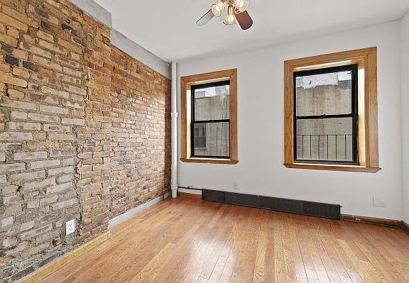 2nd image of 2240 1st Ave #3N