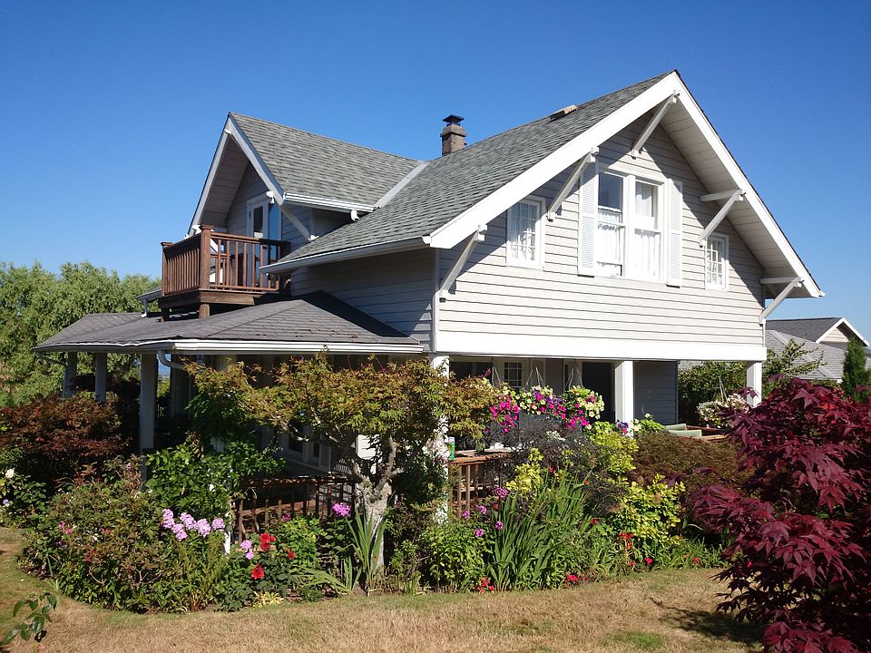 2nd image of 6547 37th Ave SW