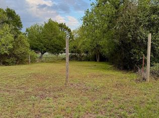Carver St, Elgin, TX 78621