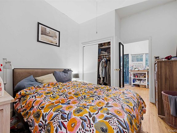 3rd image of 71 Norman Avenue