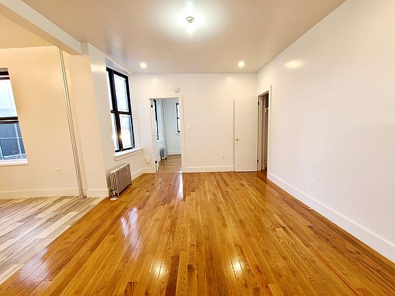 3rd image of 1 E 213th St #4A