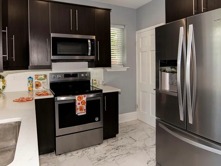 7905 Delmar Blvd #2 — Photo 9