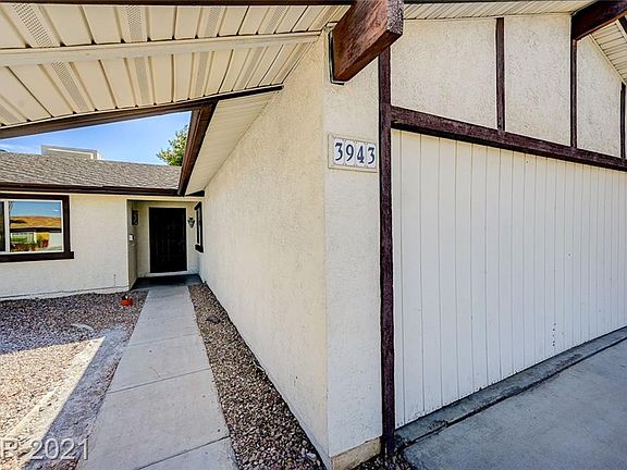 2nd image of 3943 Manford Cir
