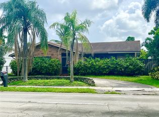 4642 NW 94th Ave, Sunrise, FL 33351