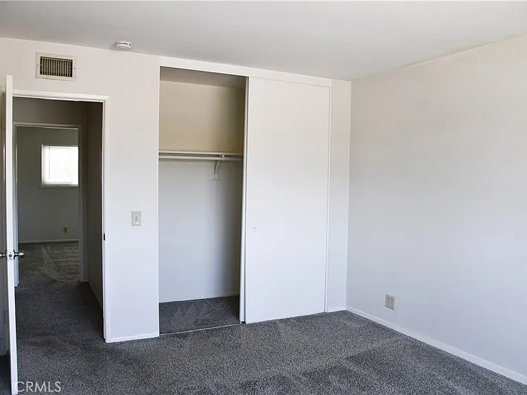 522 E Collins Ave — Photo 44