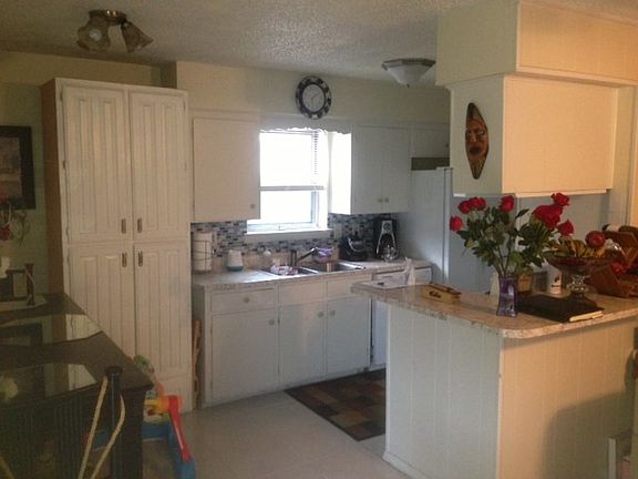 3rd image of 2114 Frances Dr