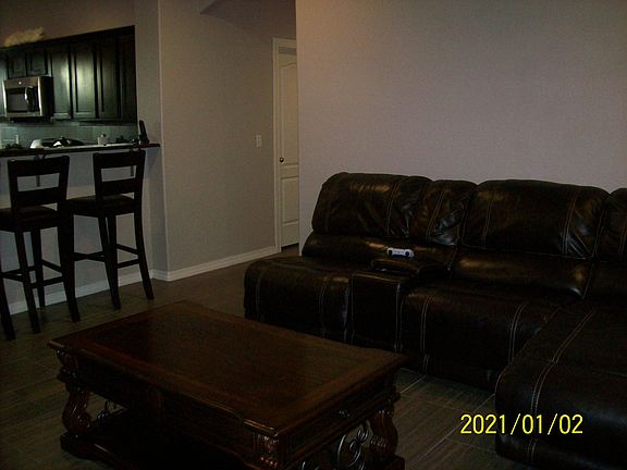 4th image of 3700 Loma Brisa Dr