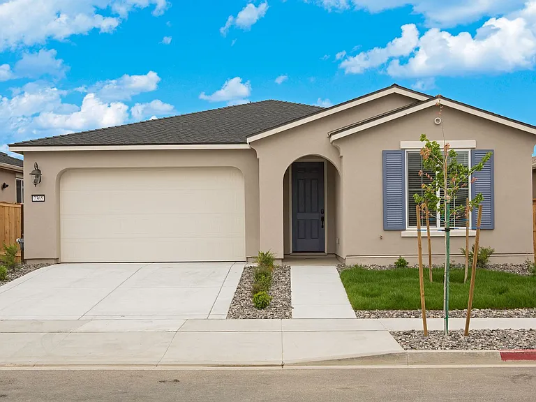 7365 Overture Dr — Photo 1