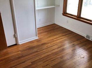 377 W Center St, Sanford, MI 48657