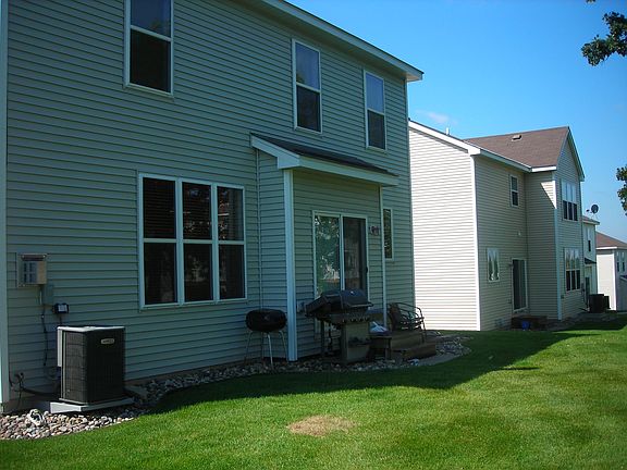 2nd image of 2361 Woodcrest Dr