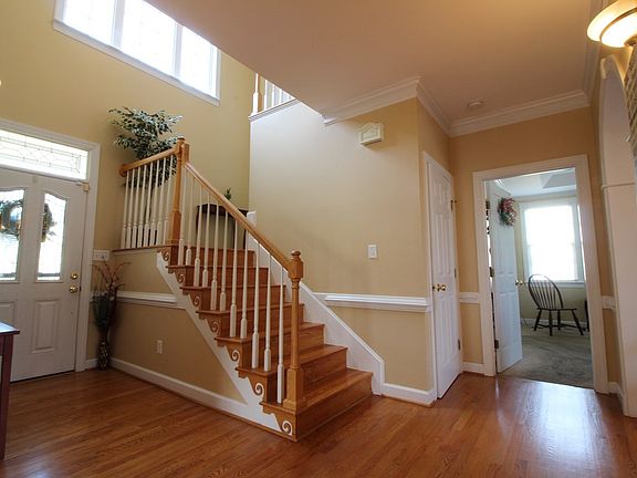 3rd image of 517 Morgan Trace Ln