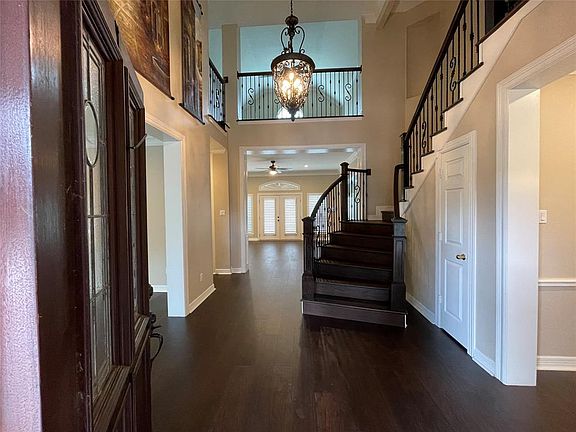 4th image of 3603 Almond Creek Dr