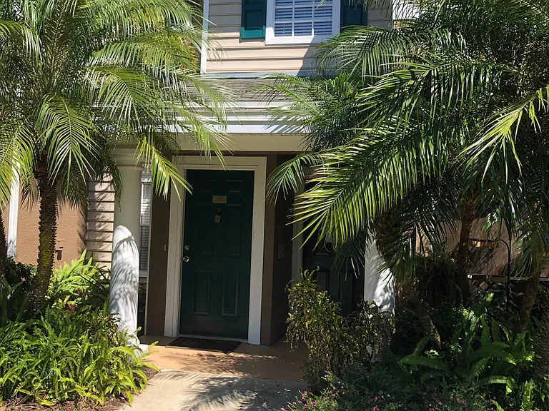 7424 Vista Way #206 — Photo 3