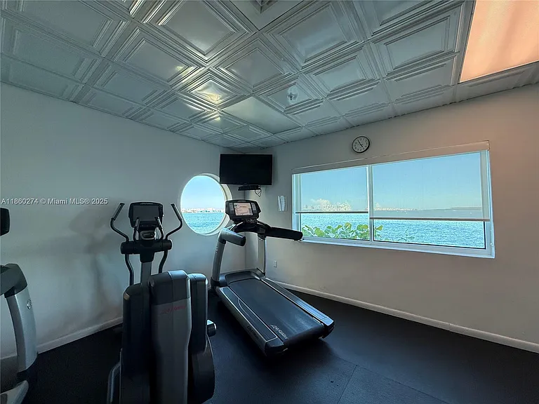 800 Claughton Island Dr #703 — Photo 21