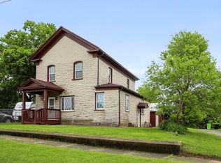 44 S 7th St, Hilbert, WI 54129