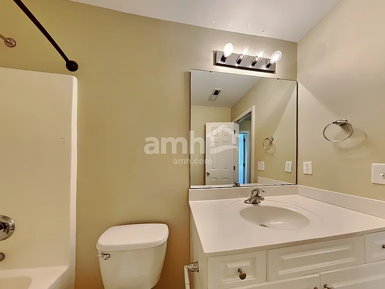 7740 Desoto Dr — Photo 16