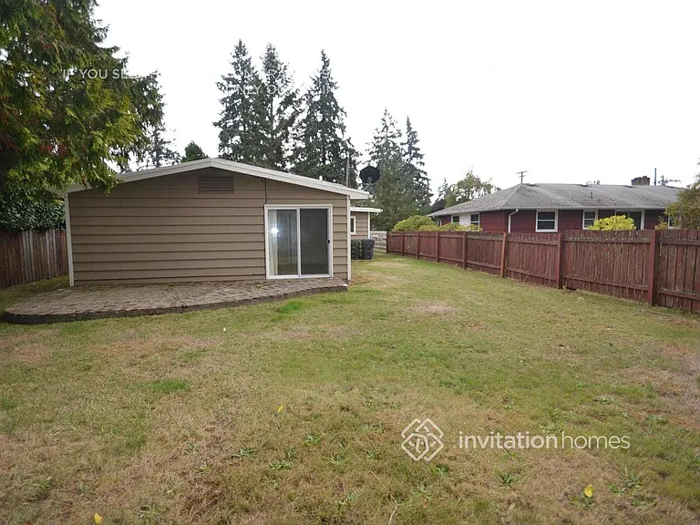 8611 121st St SW — Photo 4