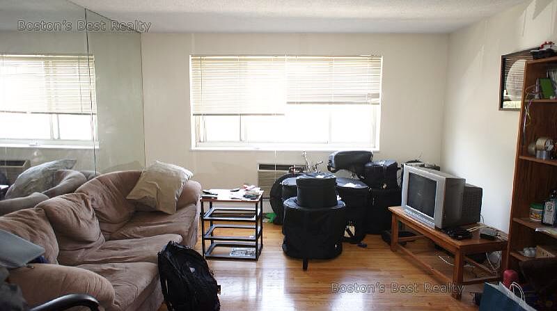 2nd image of 281 Corey Rd #00