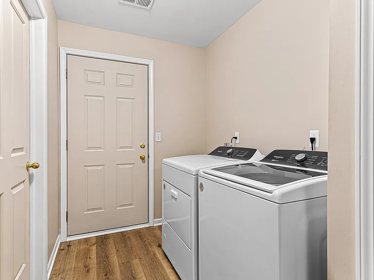 47903 Cardiff Ave — Photo 14