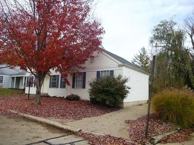2nd image of 210 Coachman Way