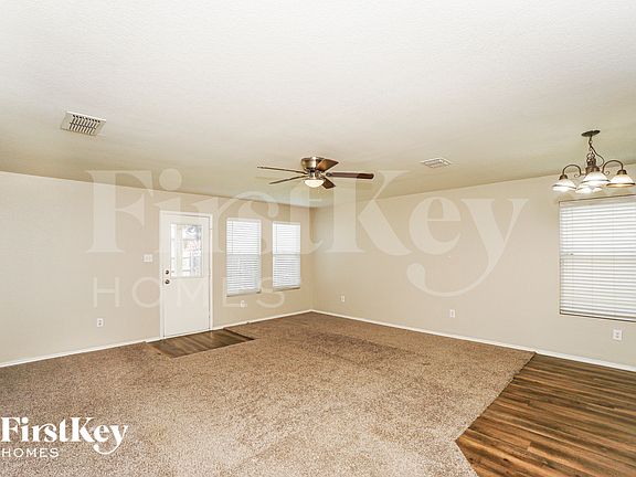 3rd image of 8503 Silver Willow
