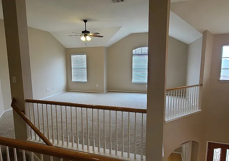 625 Manchester Dr — Photo 17