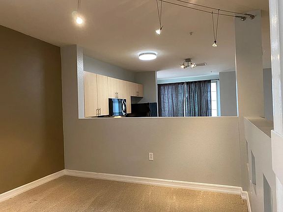 4th image of 1480 Broadway Unit 2307