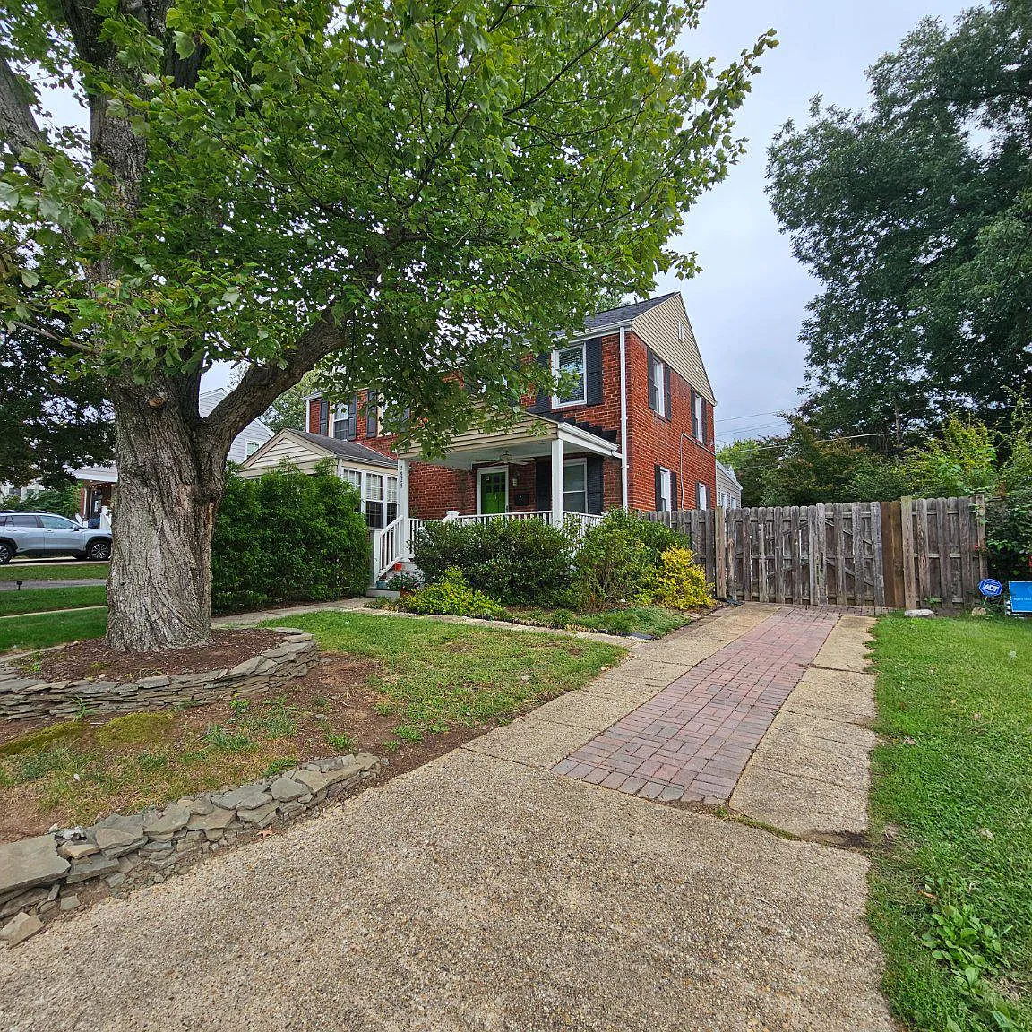 3 bed, 2.0 bath, 1416 sqft, $3,400 — Photo 3