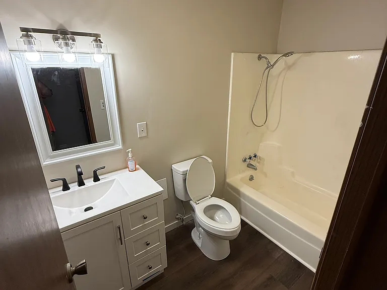 132 Bryn Myrr Dr — Photo 6