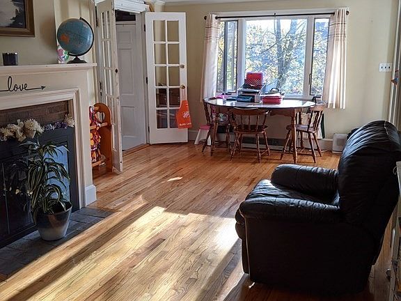 4th image of 143 Western Ave