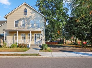 2 Center Ave, Norwalk, CT 06851